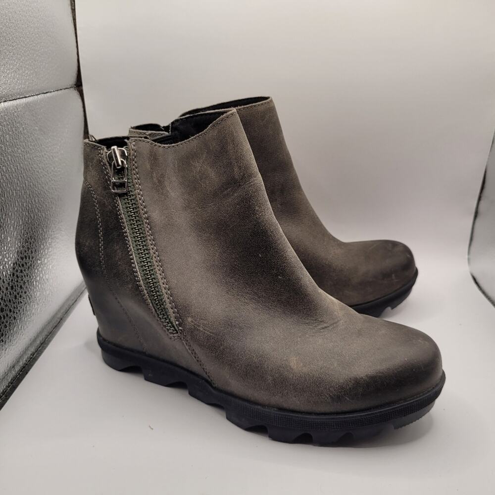 Sorel Joan Of Arctic II Wedge Booties Women's 8.5 Gray Leather Ankle Zipper